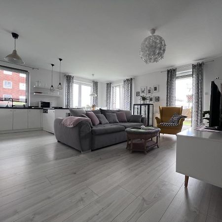 Apartament Z Tarasem Na Osiedlu Rakownica Jelenia Gora Luaran gambar