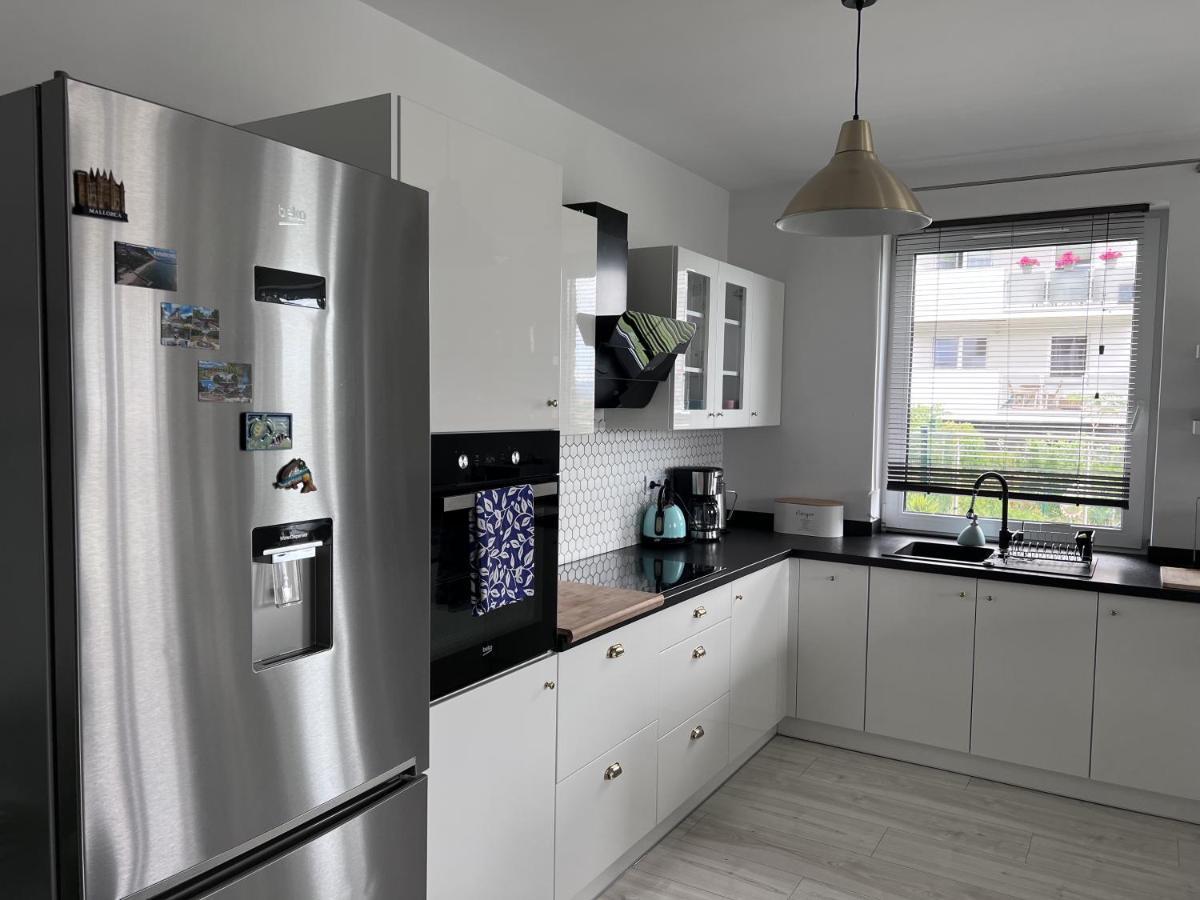 Apartament Z Tarasem Na Osiedlu Rakownica Jelenia Gora Luaran gambar
