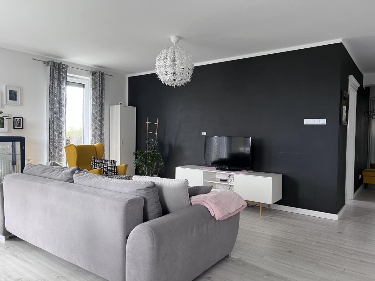 Apartament Z Tarasem Na Osiedlu Rakownica Jelenia Gora Luaran gambar